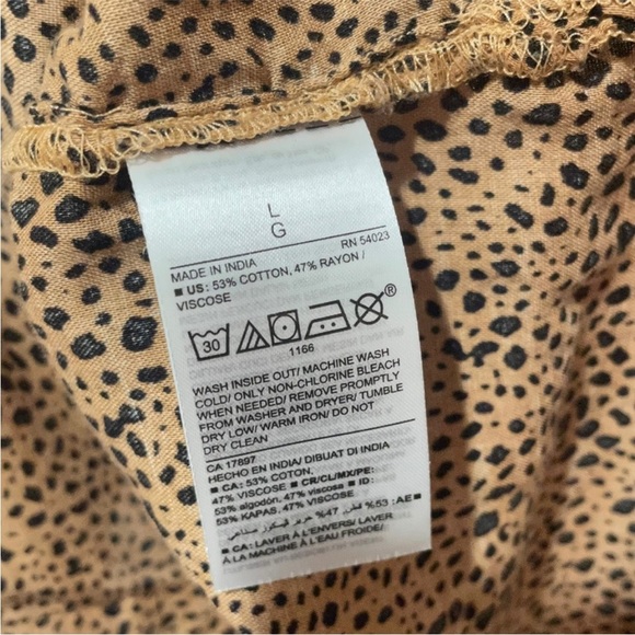 Old Navy Long Sleeve Button Down Speckled Shirt Size Large - Picture 6 of 6